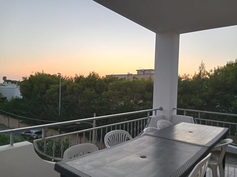 View (from property/room), Balcony/Terrace, Sunset