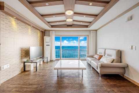 Property building, Photo of the whole room
