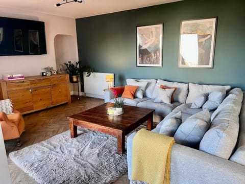 Scottish White House House in Edinburgh