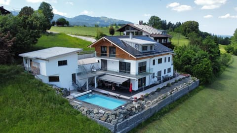 Property building, Day, Natural landscape, Bird's eye view, Mountain view, Pool view, Swimming pool