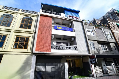 Property building, Facade/entrance