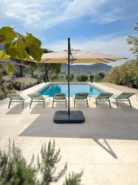 Patio, Balcony/Terrace, Pool view, Swimming pool, Swimming pool, sunbed