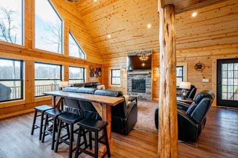 Alpine Ski&Tee House in Deep Creek Lake