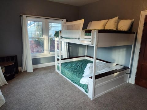 Cozy Craftsman Home in the Heart of Enid House in Enid