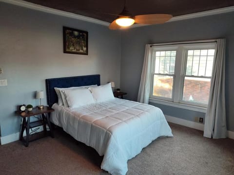 Cozy Craftsman Home in the Heart of Enid House in Enid