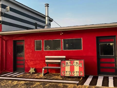 Property building, Day