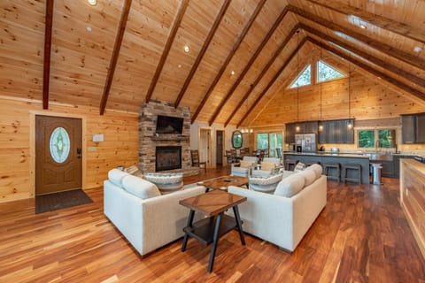 Aspen Summit Bed and Breakfast in McHenry