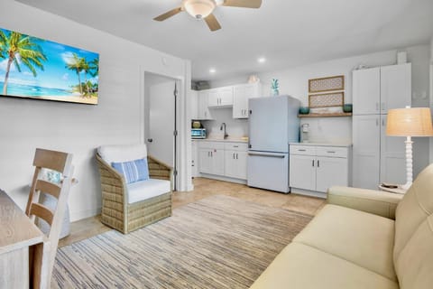 Gulf Holiday Unit 8 House in Siesta Key