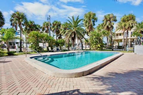 Gulf Holiday Unit 7 House in Siesta Key