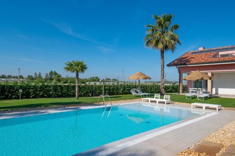 Pool view, Swimming pool