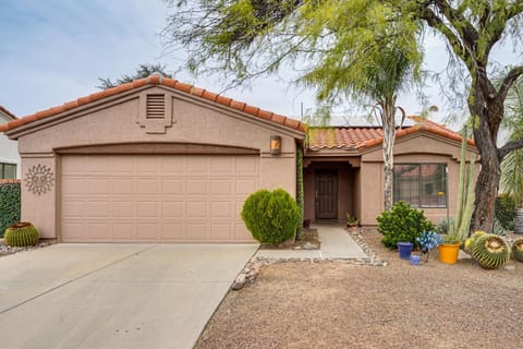 Golfers Oasis! Home 4 Mi to Catalina State Park House in Oro Valley