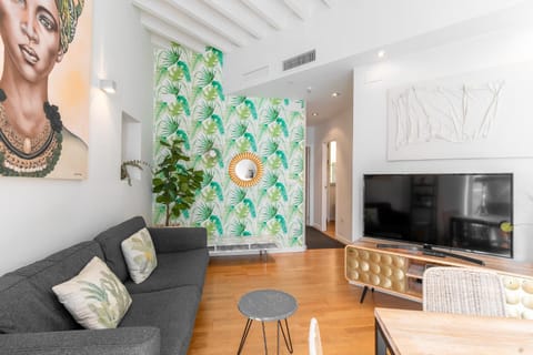 Communal lounge/ TV room, Living room