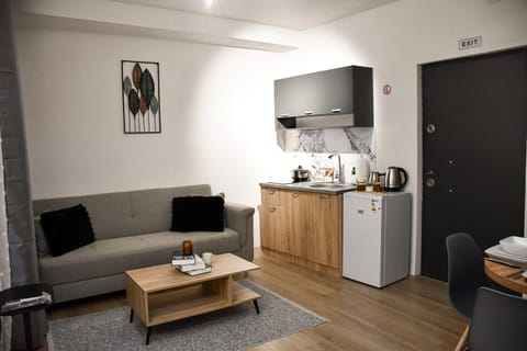 Kitchen or kitchenette, Living room