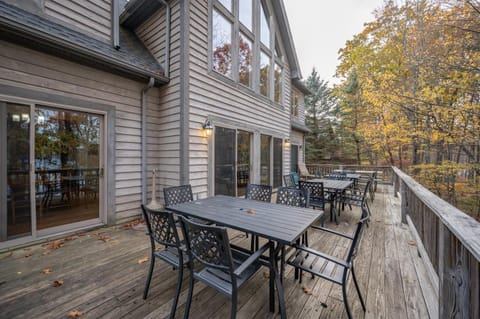 Awesome View 3 House in Deep Creek Lake