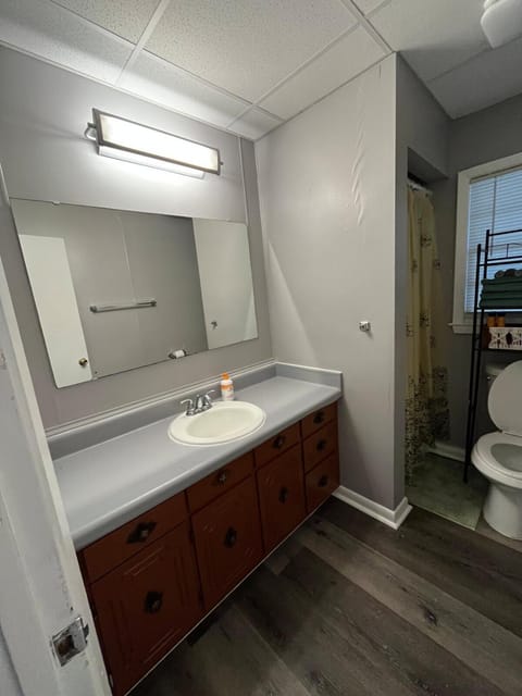 Spacious 3BR 5 Beds Perfect for Groups House in Valdosta