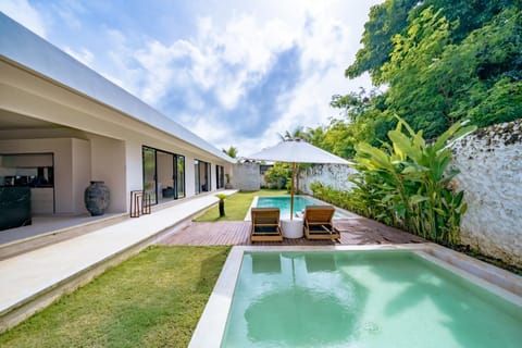 Day, Garden, Garden view, Pool view, Swimming pool, sunbed