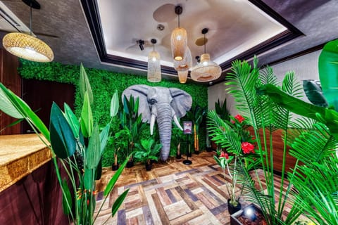 Communal lounge/ TV room