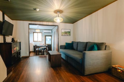 Communal lounge/ TV room, Living room