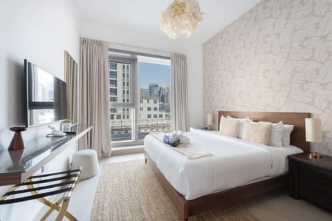 Free housekeeping visits during your stay - StayShort - Cozy Dubai Marina Retreat sleeps 3 Very Close to the Beach Apartment in Dubai