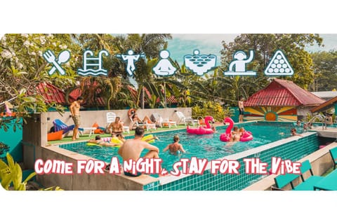 Day, People, Pool view, Swimming pool, sunbed