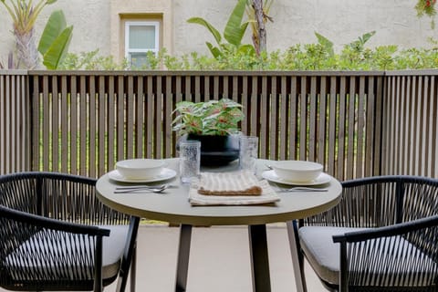 Patio, Balcony/Terrace