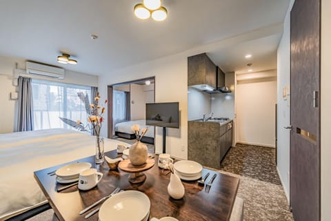 Photo of the whole room, Dining area