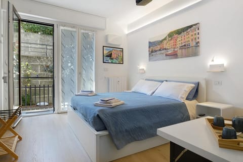 Property building, Living room, Bedroom