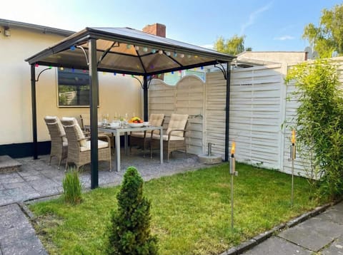 Property building, Garden view