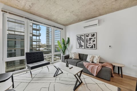 Living room, Decorative detail, Seating area
