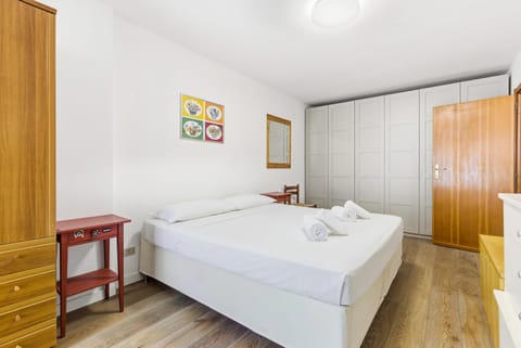 Hostdomus - Barba House Apartment in Sestriere