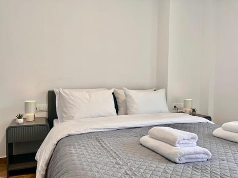 Urban Lion Residences Apartment in Athens