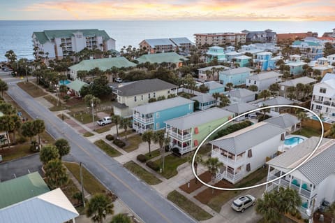 Destined to Be - Beach Cottage with Private Pool & Guest House House in Destin