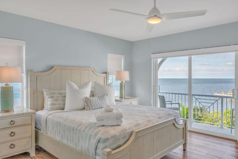 Emerald Horizon - Luxury Home with Private Pool and Ocean Views House in Marathon