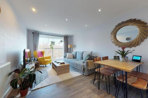 TV and multimedia, Living room, Dining area