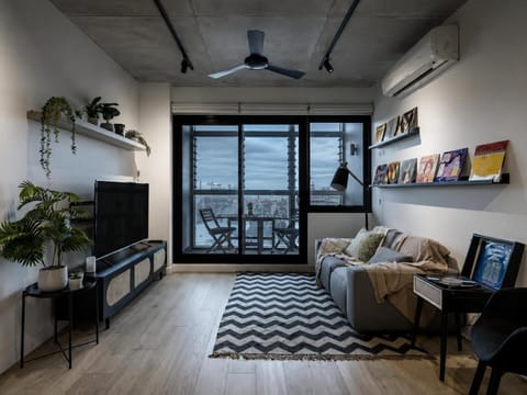 TV and multimedia, Balcony/Terrace, Living room
