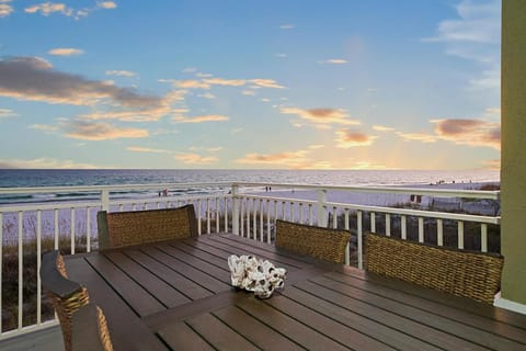 Emerald Belle - Gulf Front Home with Ocean Views & Spacious Deck House in Miramar Beach