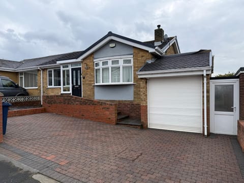 Property building, Day, Street view