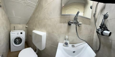 Miramare Home Apartment in Dobrota