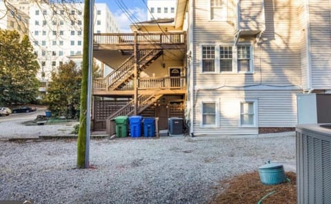 Savanna Apartment in Buckhead