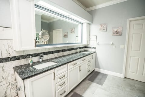 Apollos Anchor - 926 Golf Island Dr House in Apollo Beach