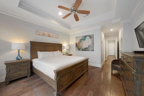 La Terraza 950A - Beach Villa Near the Ocean with Shared Pool House in Miramar Beach