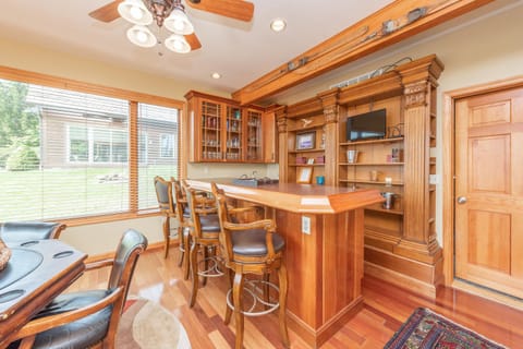 Boulder Creek Lodge Bed and Breakfast in McHenry