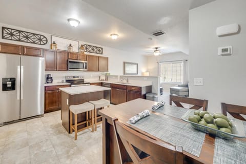 Nurse-Friendly Rental 2 Mi to St Francis Hospital! House in Black Forest