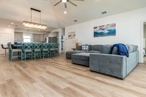 Blue Heaven - 107 Ryan Ct House in Dauphin Island