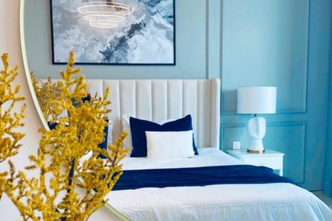 ADDRESS BEACH RESORT Residence Luxury Sea and Palm View DXB AIRPORT VIP Shuttle option for 6pax Apartment in Dubai