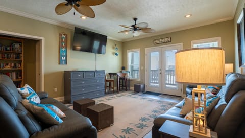 Blue Sky Breeze - 102 Tampico House in Dauphin Island