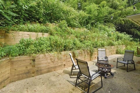 Casa Verde Nature Escape House in Lincolnia