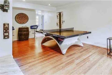 Casa Verde Nature Escape House in Lincolnia