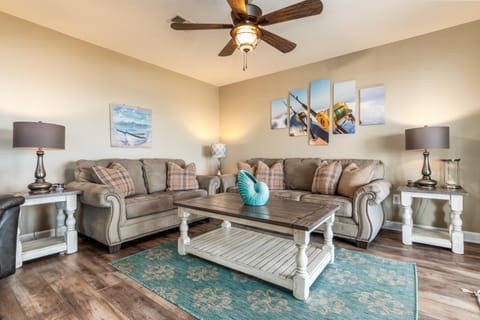 Cheles Bayside Cottage - 2304 Island Shores Dr House in Dauphin Island