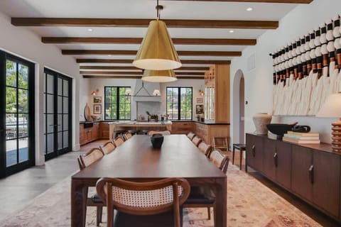 Mayacama Manor - Sonoma Retreat House in Santa Rosa